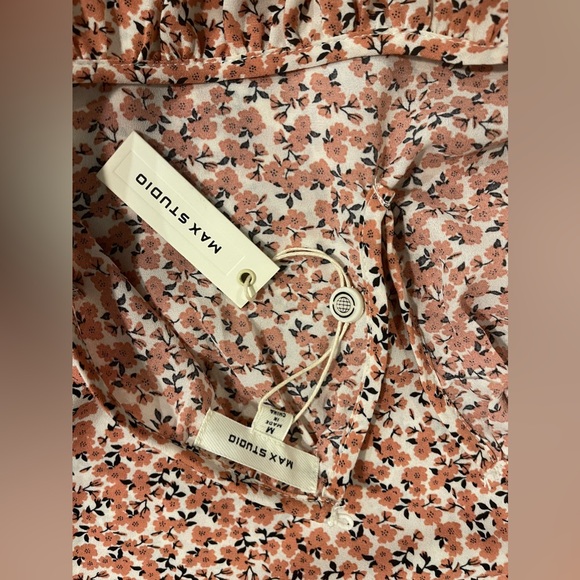 NWT Max Studio Medium ruched sleeve floral flowy blouse shirt - Picture 5 of 9
